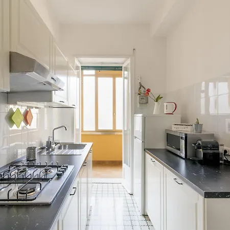 Renato Musei Vaticani By Interhome * Rome